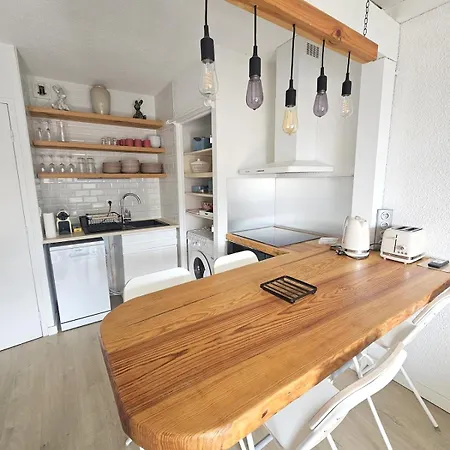 Appartement Front De Avec Balcon Vue Ocean ! *